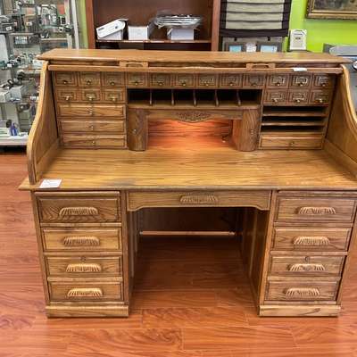 BEAUTIFUL ROLL-TOP BANKERS DESK