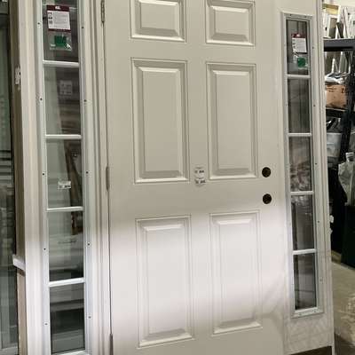 Prehung front door w sidelites