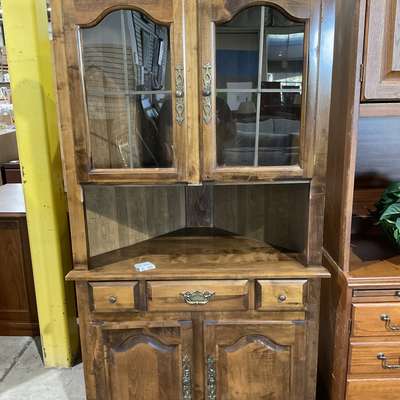 corner cabinet